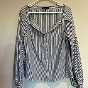 Banana Republic Striped button up s M